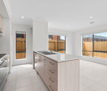 Contact Craig Frost on 0413 108 033 for a Private Inspection - Photo 4