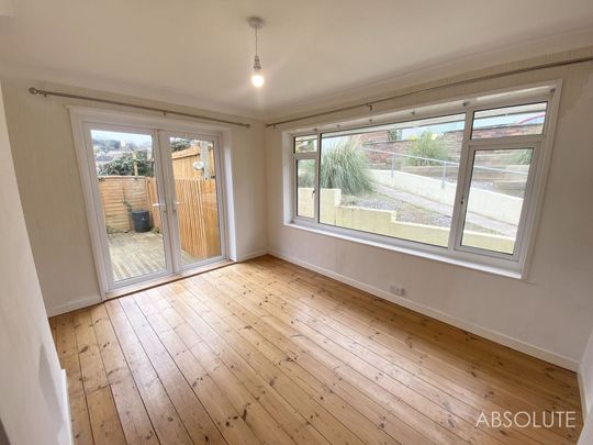 2 bed semi-detached bungalow to rent in Cedar Way, Brixham, TQ5 - Photo 1