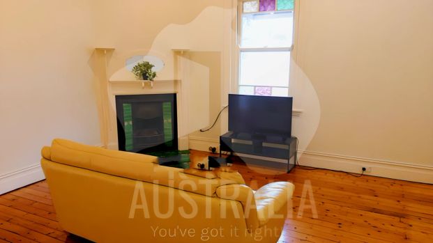 Couple room with own bathroom - Photo 1