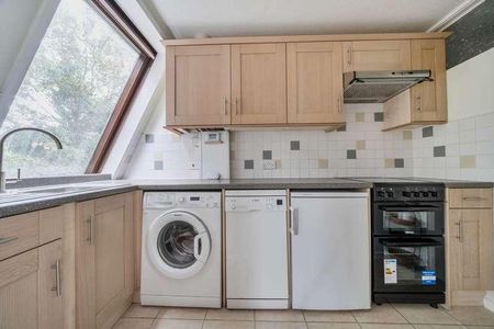 Hanger View Way, West Acton, W3 - Photo 3