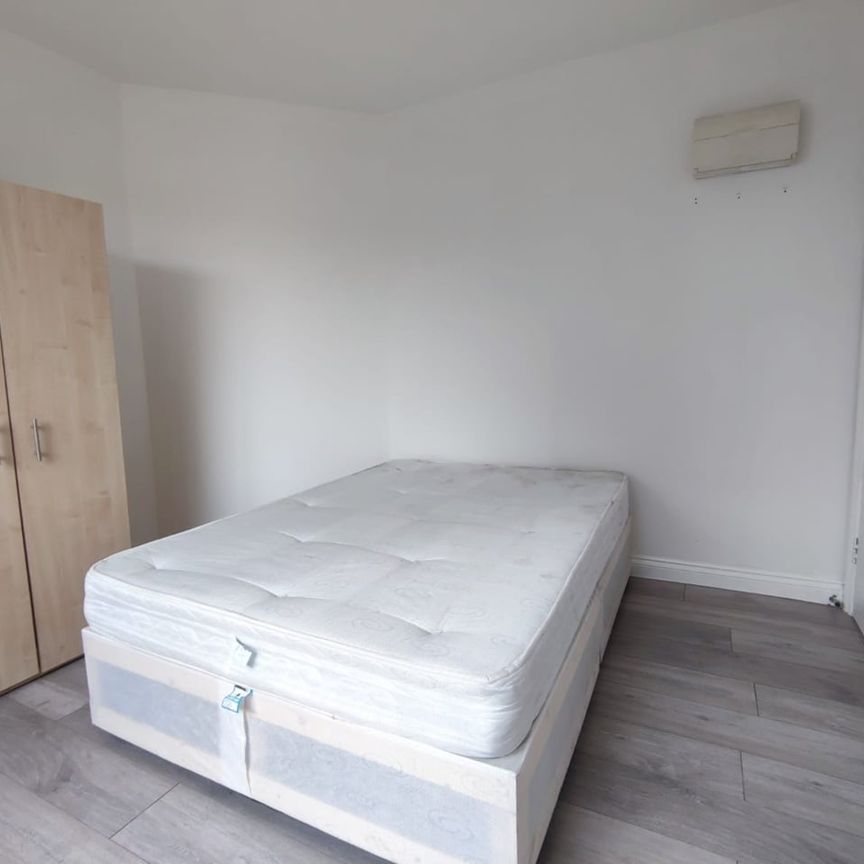 Studio Flat, Coniston Road, N17 - Photo 1