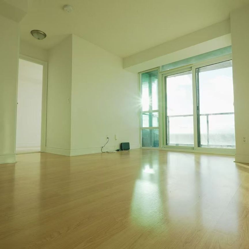 For Lease - 15 Greenview Avenue Unit# 2707, Toronto, Ontario - Photo 1