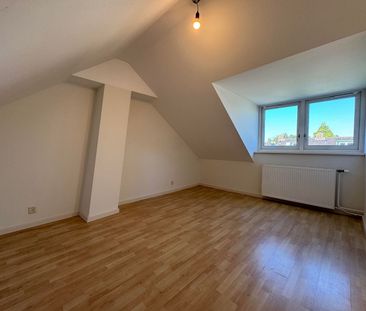 Anne Franklaan 122, Ooster Eng-Zuid, 1403HT, Bussum - Photo 1