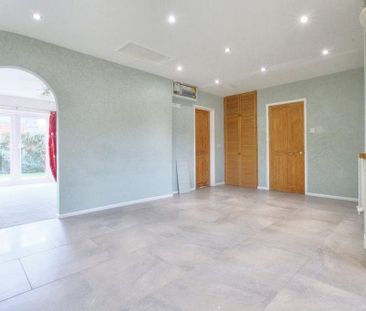 3 bedroom chalet to rent - Photo 3