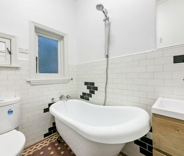 72 Homer Street, Earlwood NSW 2206 - House For Rent | Domain - Photo 6