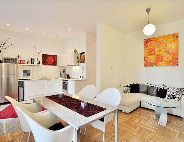 2 Zimmer in Düsseldorf - Foto 1