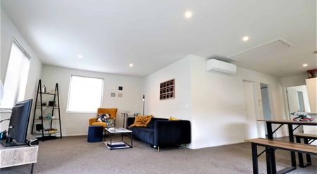 2 Bedroom, 2 Bathroom in Gibbston valley - Photo 4