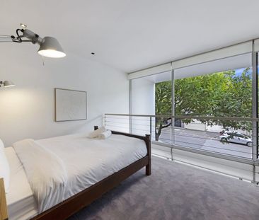 Stylish lifestyle sanctuary in award-winning resort complex - Photo 4