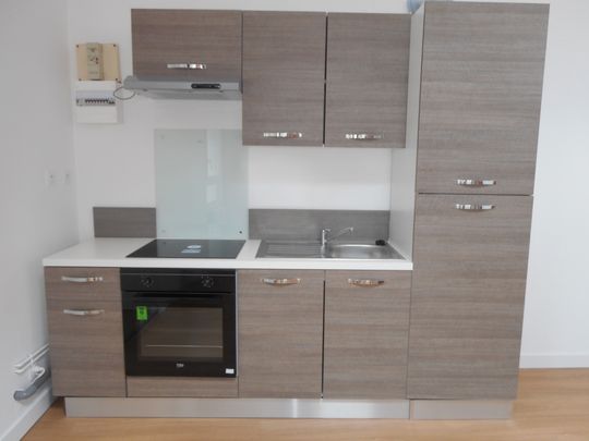 Appartement RUE COQUEBERT - Photo 1