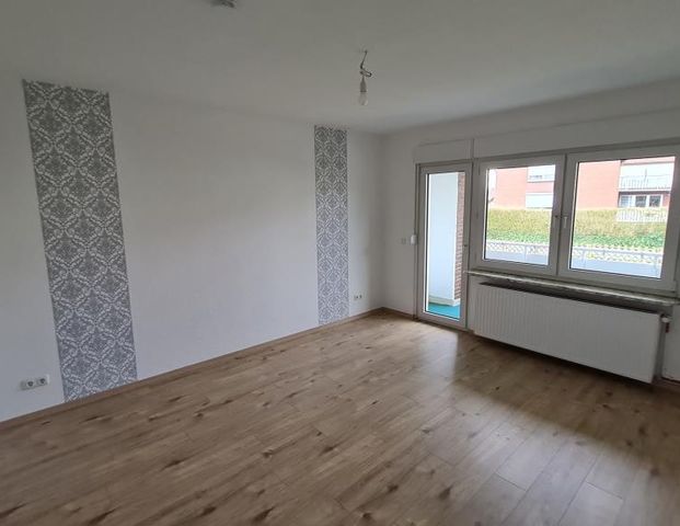 3-Zimmer-Wohnung in Diepholz im Erdgeschoss mit Balkon und Laminat. - Foto 1