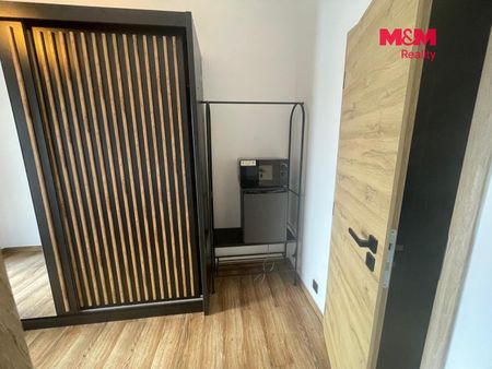 Pronájem bytu 2+kk 30 m², Nupaky - Photo 4