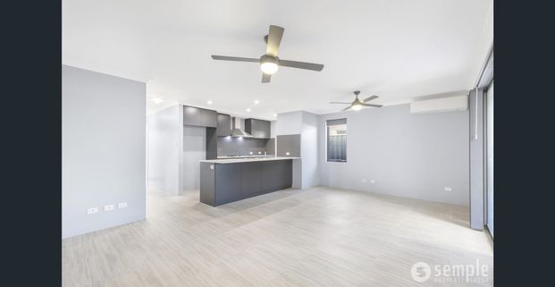 Gorgeous 3 x 2 home - Photo 1