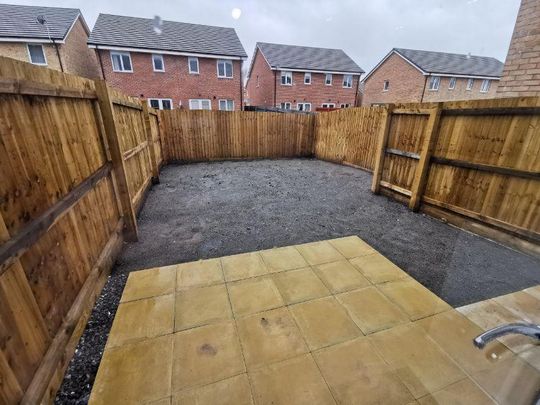 2 bedroom semi-detached house to rent - Photo 1