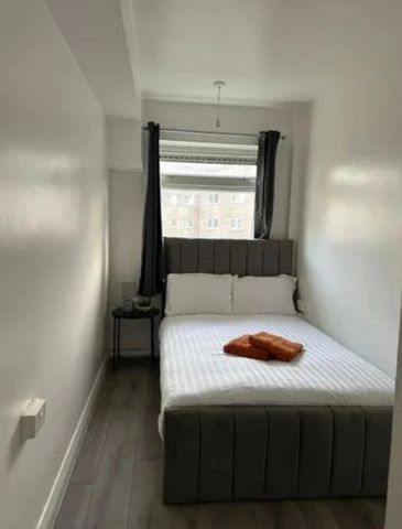 Room in a Shared House, London, E2 - Photo 4