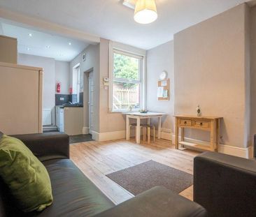 5 bedroom house share to rent - Photo 5