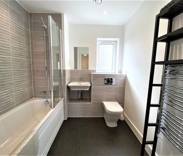 2 bedroom apartment to rent - Photo 4