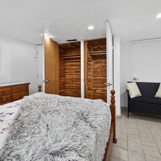 For Lease - 44 Aldridge Street Unit# Lower Lvl, Hamilton, Ontario - Photo 1