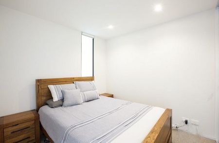 809/52 Park Street, South Melbourne VIC 3205 - Apartment For Rent | Domain - Photo 2