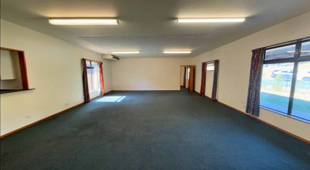 No place like home - Photo 2