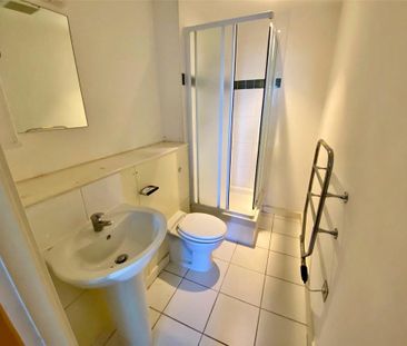 2 bedroom flat to rent - Photo 6