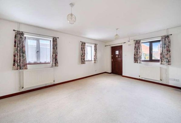 Old Post Office Alley, Tewkesbury, Gloucestershire, GL20 - Photo 1