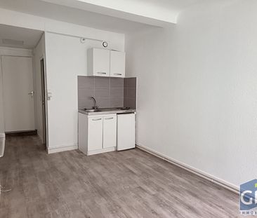 Location Appartement 1 pièce 19m² - Photo 2