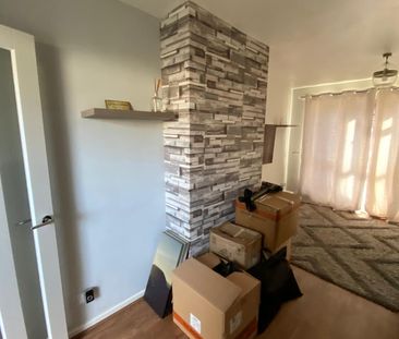 3 bedroom house on Marlcroft, Coventry, CV3 3FS - Photo 2