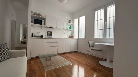 1 bedroom apartment in Embajadores, Madrid, bills included - Photo 4