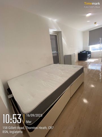 Studio Flat, Gillett Road, CR7 - Photo 2