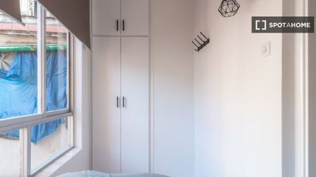 4 room luxury Apartment for rent in L'Hospitalet de Llobregat, Spain - Photo 2