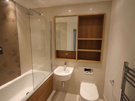 Modern one bedroom apartment on the ground floor - Photo 2