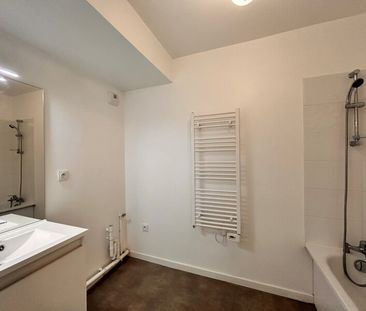 Location Appartement 3 pièces 59m² CORBEIL ESSONNES 91100 - Photo 3