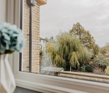 3 Bed Semi-Detached House, Wilbury Road, BN3 - Photo 2