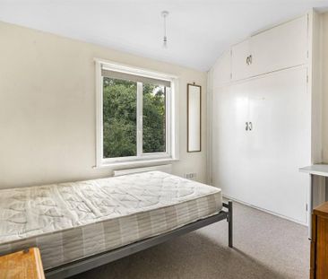 4 bedroom terraced house to rent - Photo 5