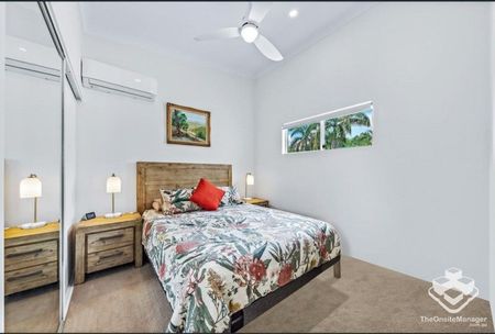 Townhouse in Secure Complex - Photo 5