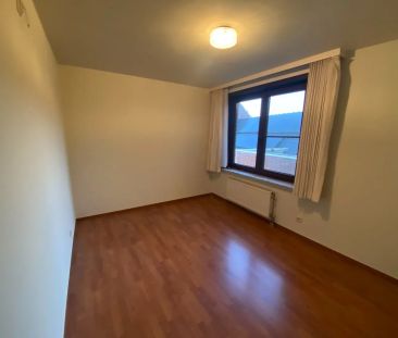 Ruim appartement met 2 slaapkamers te Wakken - Foto 3