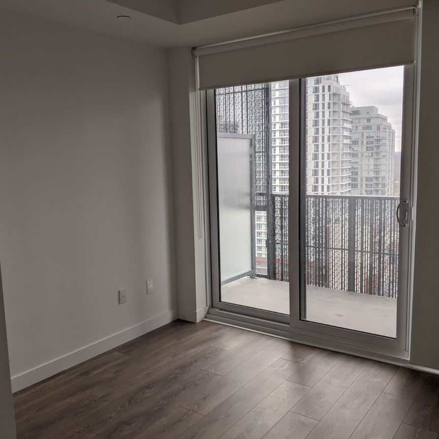For Lease - 8 Eglington Avenue Unit# 1906, Toronto, Ontario - Photo 1