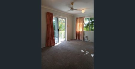 2 bedroom townhouse available immediately! - Photo 4