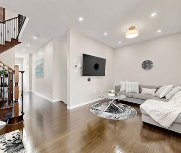 For Lease - 22 Pentonville Road, Brampton, Ontario - Photo 2