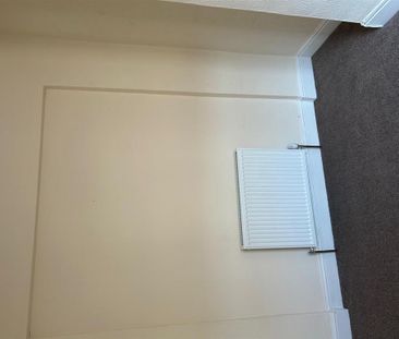 2 bedroom house to rent - Photo 3