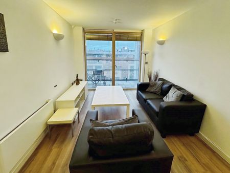 2 bedroom apartment to rent - Photo 2