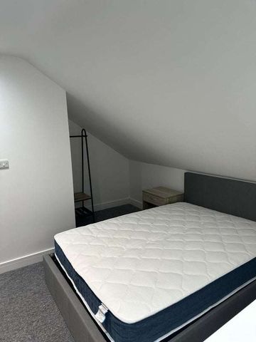 Comforting House Share in Brighton Room 2 - Photo 2