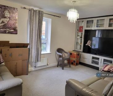4 bedroom detached house to rent - Photo 1