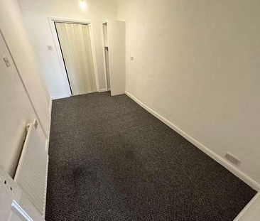 Francis Road, Hounslow, TW4 - Photo 1