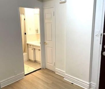 Studio - Westmount - $1,200 /mo - Photo 4