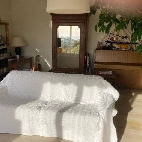 Deux pièces de 70m² à cimiez avec balcon - Photo 1