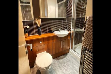 2 Bed Flat, Argyle Street, G3 - Photo 4