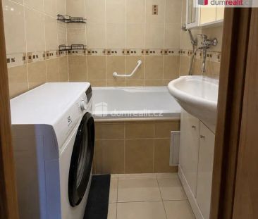 Pronájem bytu 3+1 s balkonem, 72 m – Karlovy Vary, Rybáře - Fotografie 6