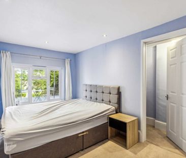 Broxholm Road, SE27, London - Photo 4