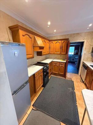 Prospect Place, Gravesend, DA12 - Photo 1